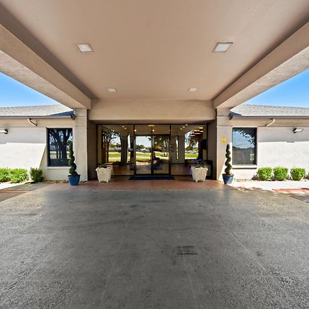 Days Inn By Wyndham Round Rock Kültér fotó