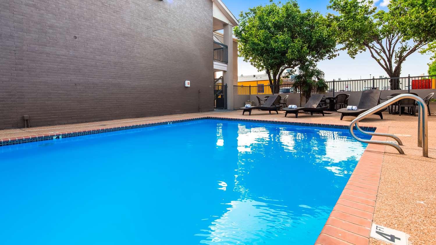 Days Inn By Wyndham Round Rock Kültér fotó