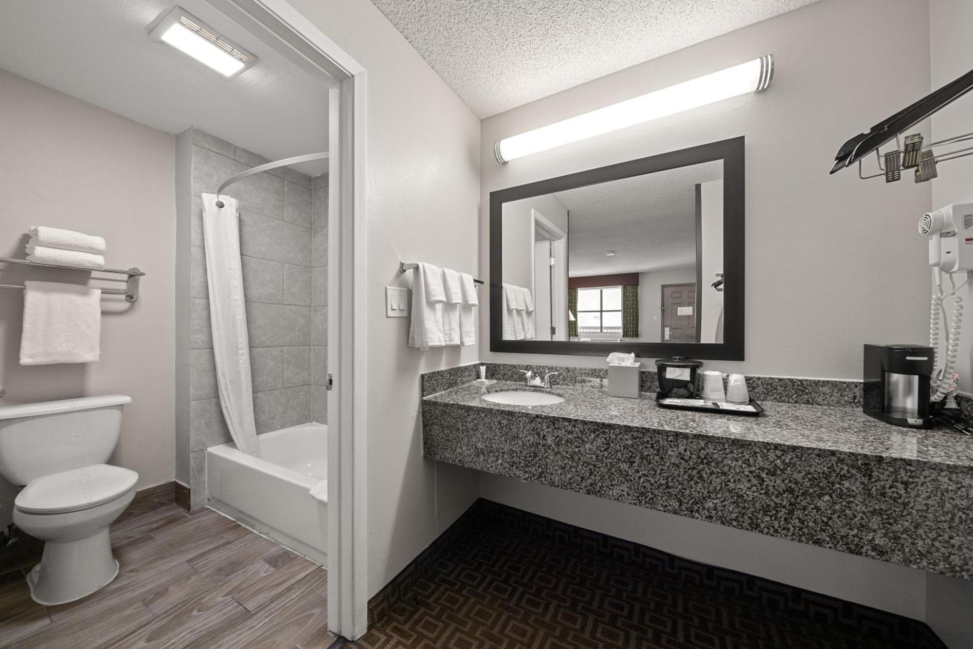 Days Inn By Wyndham Round Rock Kültér fotó