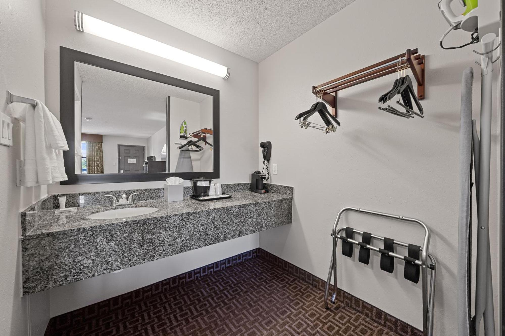 Days Inn By Wyndham Round Rock Kültér fotó